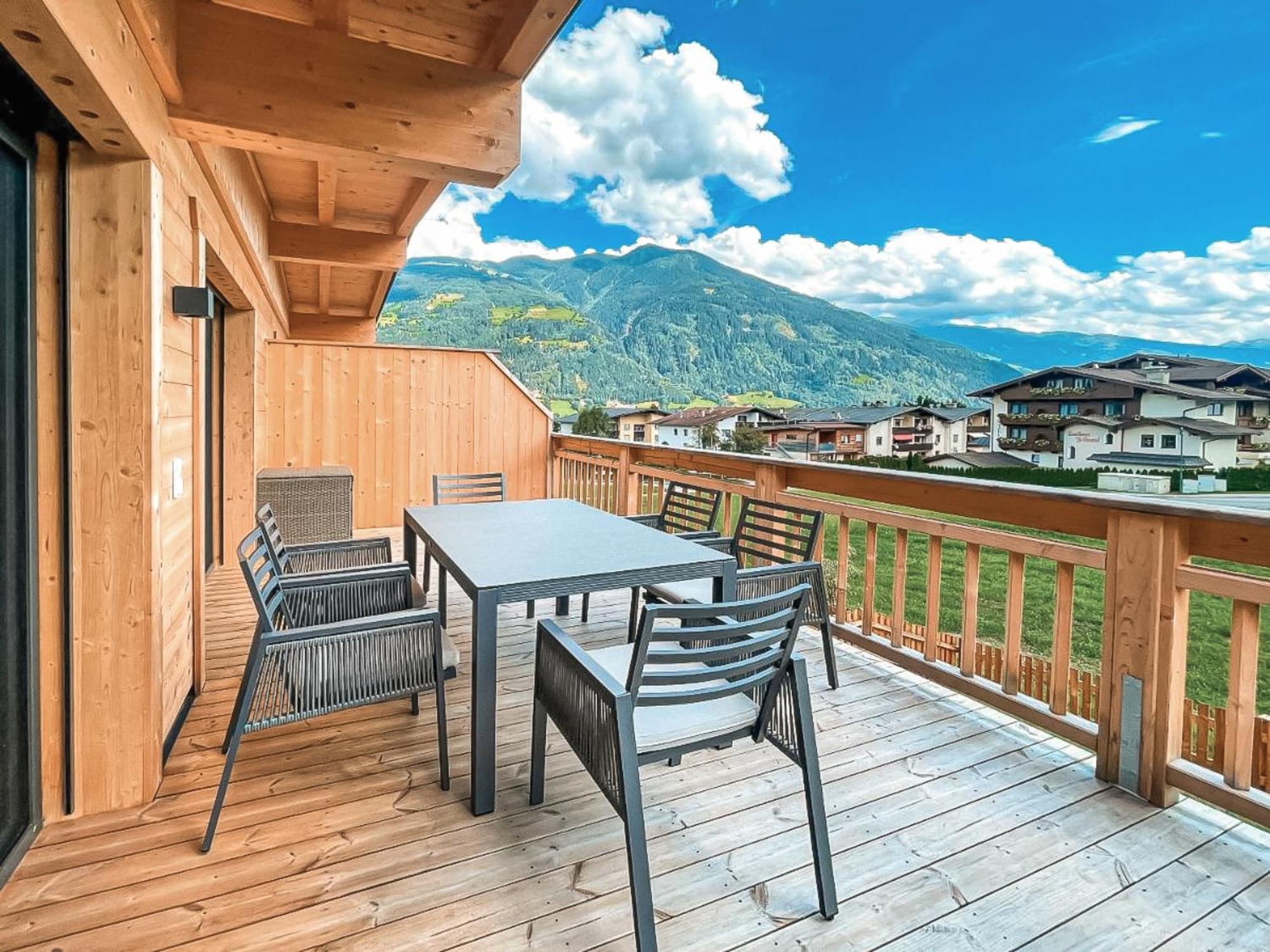 Zillerheart - Balcony Und Car Park By Alpenluxus Appartements Fügen Exteriér fotografie